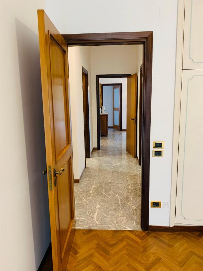 Spazioso Appartamento In Centro Citta San Benedetto del Tronto Exterior photo